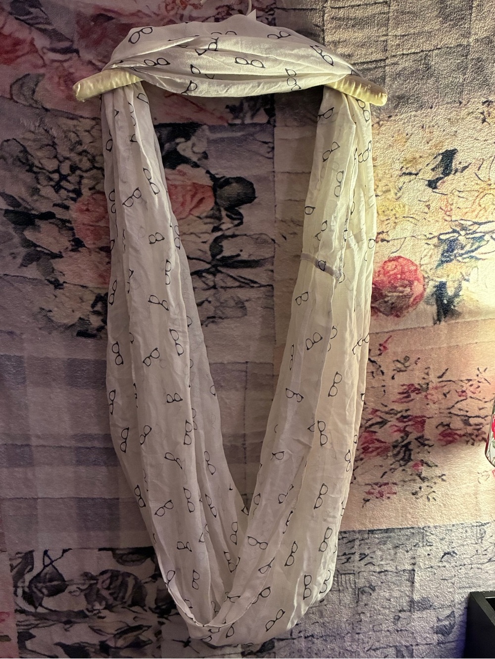 Lightweight White Infinity Scarf with Glasses Print